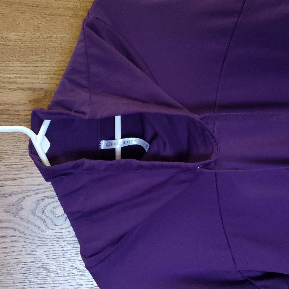 Fabletics Pullover - Picture 2 of 3